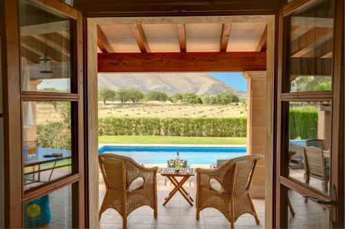Pollenca Villa Sleeps 4 Pool Air Con Wifi
