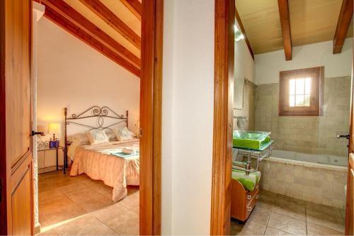 Pollenca Villa Sleeps 4 Pool Air Con Wifi