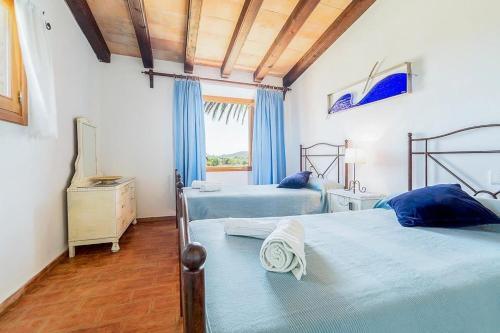 Pollenca Villa Sleeps 6 Pool Air Con Wifi