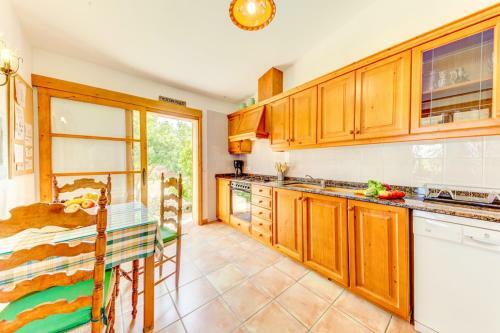 Pollenca Villa Sleeps 4 Pool Air Con Wifi