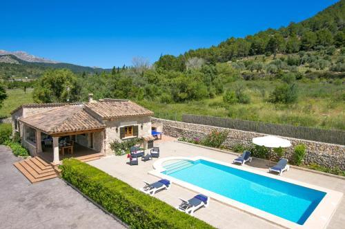 Pollenca Villa Sleeps 4 Pool Air Con Wifi