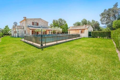 Pollenca Villa Sleeps 8 Pool Air Con Wifi