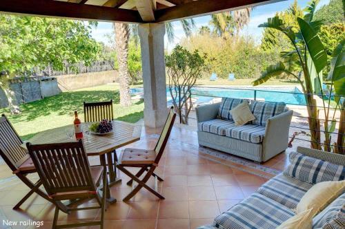 Pollenca Villa Sleeps 4 Pool Air Con Wifi