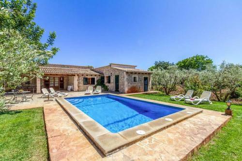 Pollenca Villa Sleeps 6 Pool Air Con Wifi