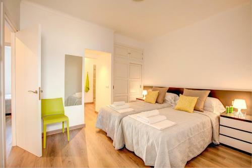 Pollenca Villa Sleeps 8 Air Con Wifi