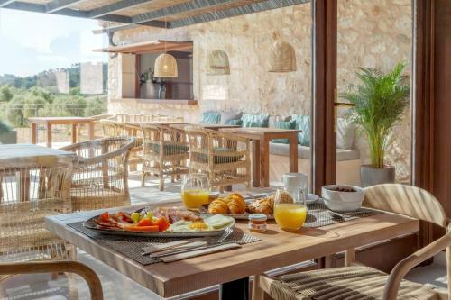 Hotel Rural Es Riquers