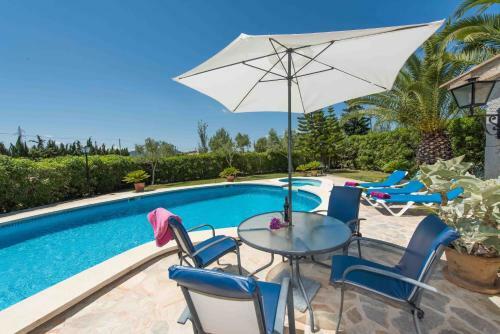 Es Barcares Villa Sleeps 6 Pool Wifi
