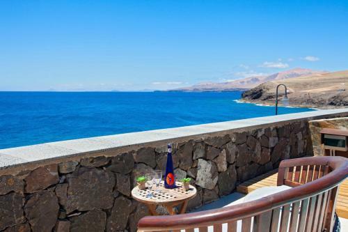 Puerto Calero Villa Sleeps 6 Pool Air Con Wifi