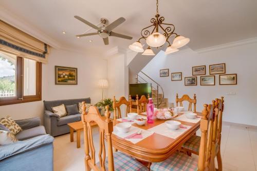 Port D'alcudia Villa Sleeps 8 Air Con Wifi