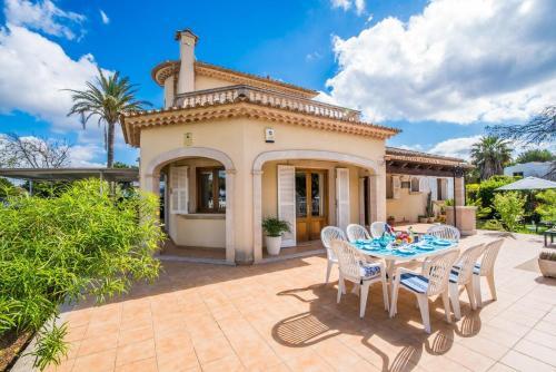 Port D'alcudia Villa Sleeps 8 Air Con Wifi