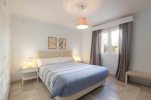 Villa Llenaire - La Goleta Villas