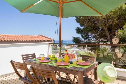 Punta Prima Villa Sleeps 6 Pool Air Con Wifi