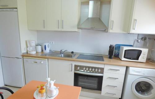 Two-bedroom Apartment In Roldan