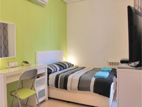 Two-bedroom Apartment In Roldan