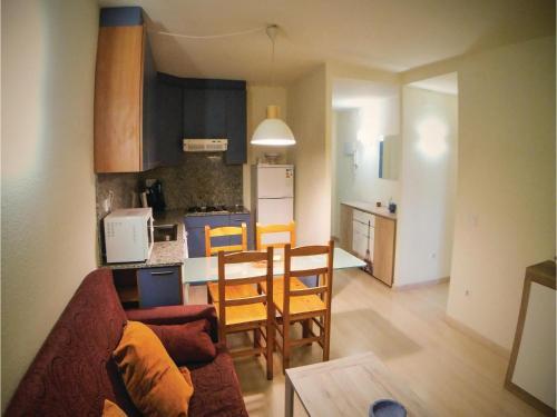 Two-bedroom Apartment In Roses