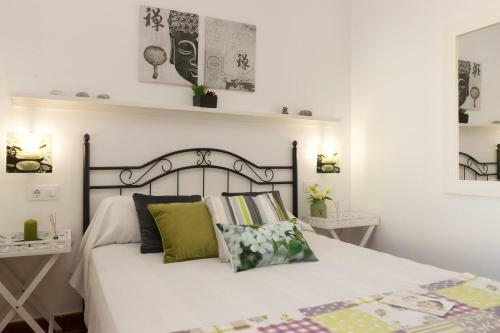 Summerland Apartments Rota