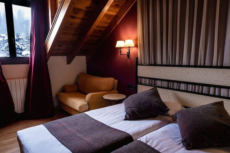 Hotel Valle De Izas