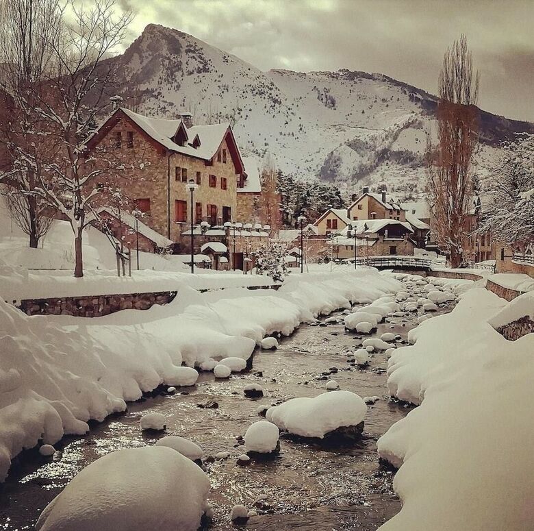 Hotel Valle De Izas