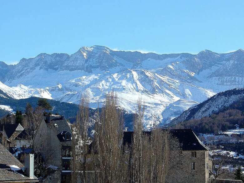 Hotel Valle De Izas