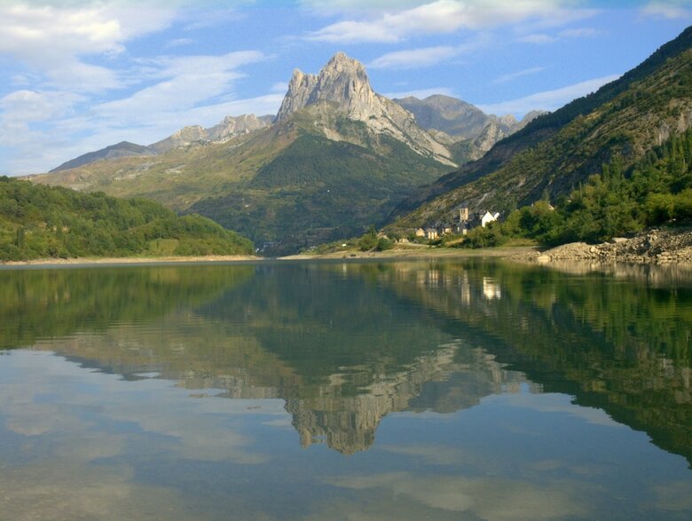 Hotel Valle De Izas