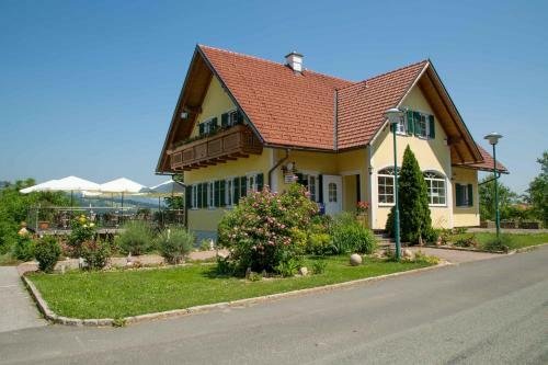 Posada Gasthof Leibenfelderstub'n
