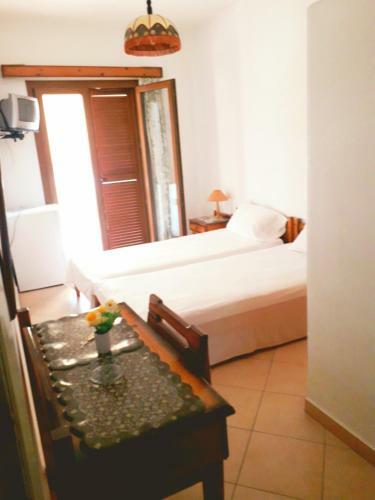 Hostal Marialena Pension