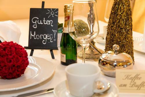Hotel Garni Pension P�lzl