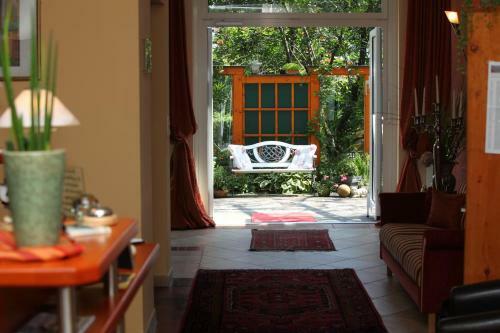 Hotel Garni Pension P�lzl