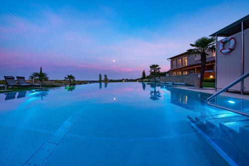 Hotel Larimar