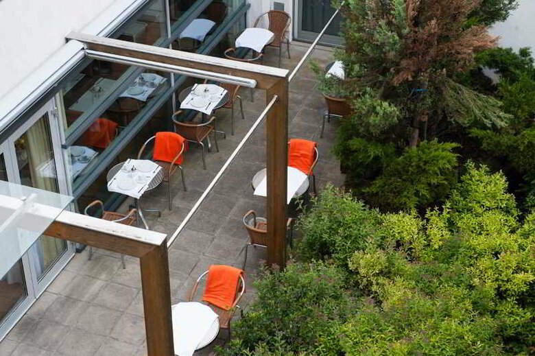 Airport Boutiquehotel Hein
