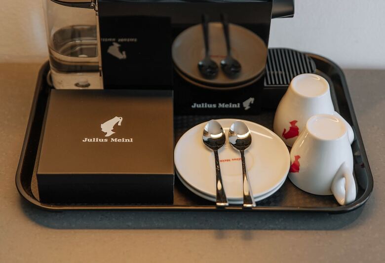 Airport Boutiquehotel Hein