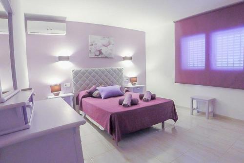 Colonia De Sant Jordi Villa Sleeps 10 Pool Air Con