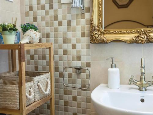 Three-bedroom Apartment In Sevilla