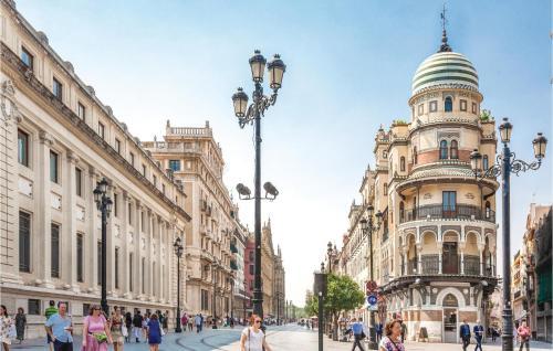Three-bedroom Apartment In Sevilla