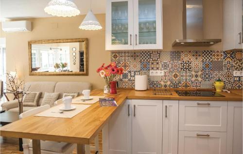 Three-bedroom Apartment In Sevilla