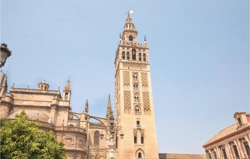Three-bedroom Apartment In Sevilla