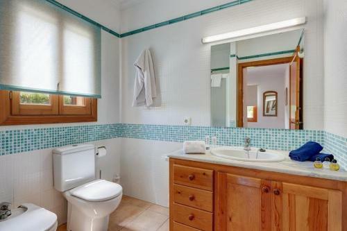 Torre Soli Nou Villa Sleeps 7 Pool Air Con Wifi