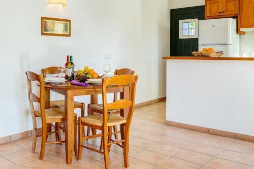 Torre Soli Nou Villa Sleeps 7 Pool Air Con Wifi