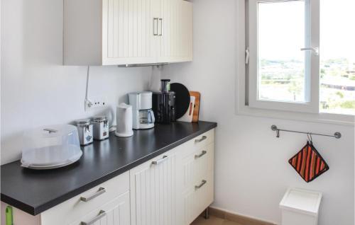 Two-bedroom Apartment In Sucina