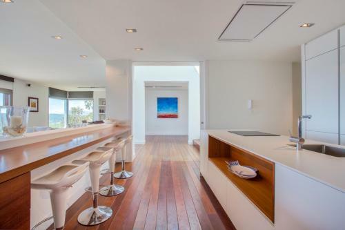 Tamariu Villa Sleeps 8 Pool Wifi