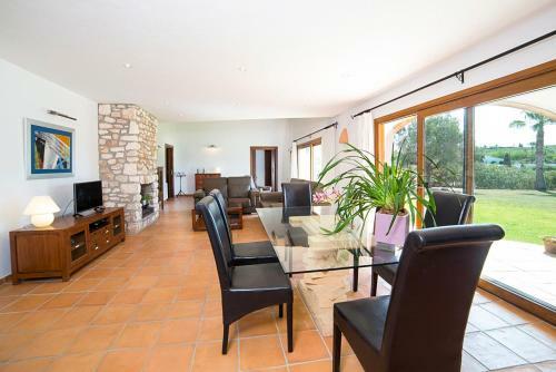 Teulada Villa Sleeps 6 Pool Wifi