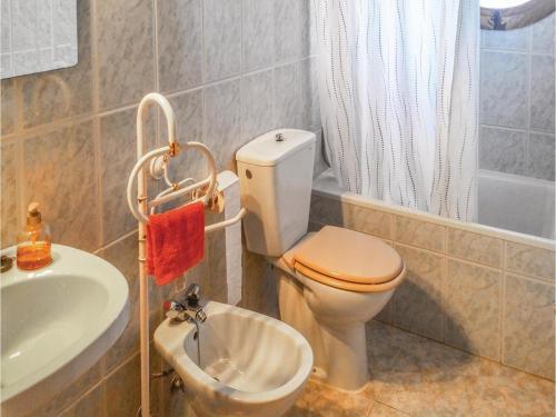 Three-bedroom Holiday Home In Torrevieja
