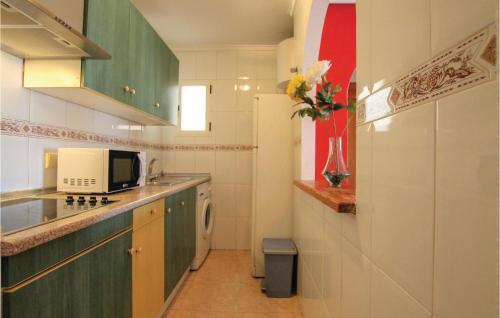 Two-bedroom Apartment In Torrevieja