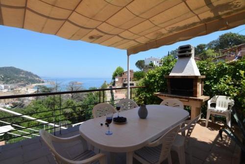 Tossa De Mar Villa Sleeps 8 Pool Wifi