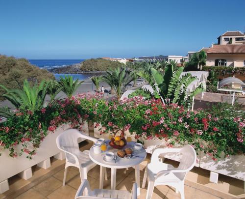 Apartamentos Jard�n Del Conde
