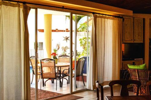 Casa Ladrillo Home