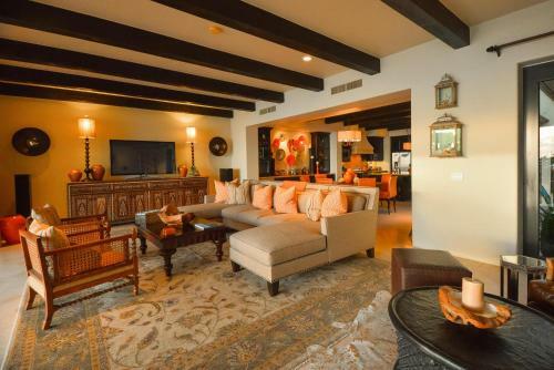 Beachfront With Incredible View, Hacienda Villa 11