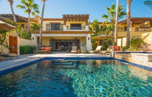 Beachfront With Incredible View, Hacienda Villa 11