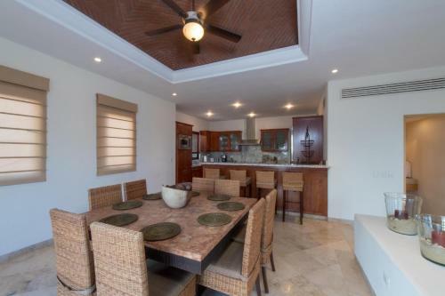 Stylish Pedregal Ocean View Villa, Casa So�ara
