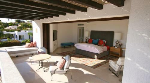 Villa Pacifica